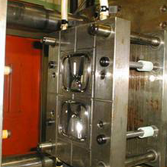 プラスチック金型の設計・製作、成形なら有限会社五味彫刻工業所